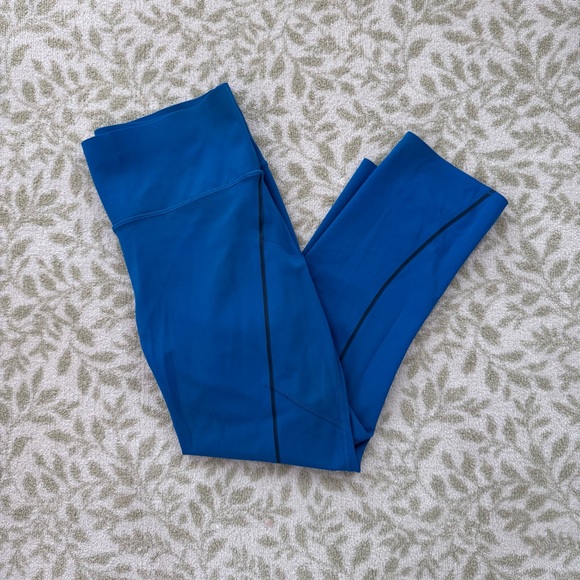 Lululemon Chase Me Crop (21") Whirlpool / Jaded Size 8 - Picture 3 of 9